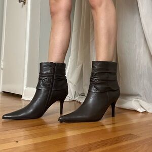 Carlos by Carlos Santana Dark Brown Heeled Boots Stiletto Ankle size 8.5